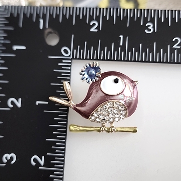 Adorable Bird Brooch loaded With simulated Diamonds, BLUE - Picture 2 of 4